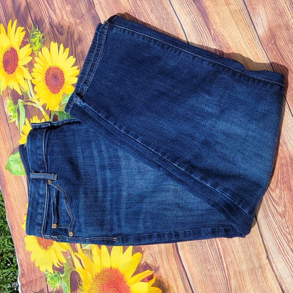 Vera Wang Crop Jeans